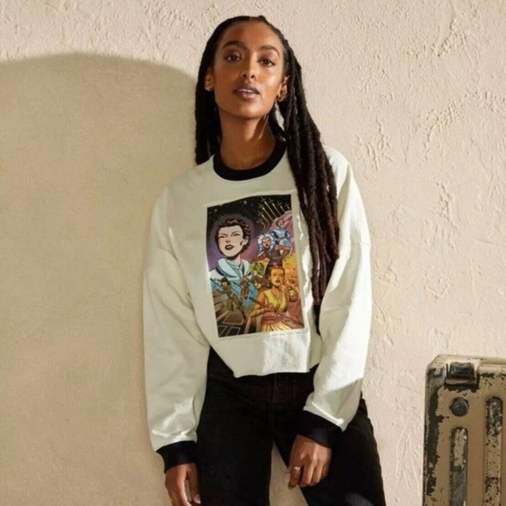 NWT Disney Star Wars Women's L Spirit Jersey Ivory Cropped The Force Is With Us